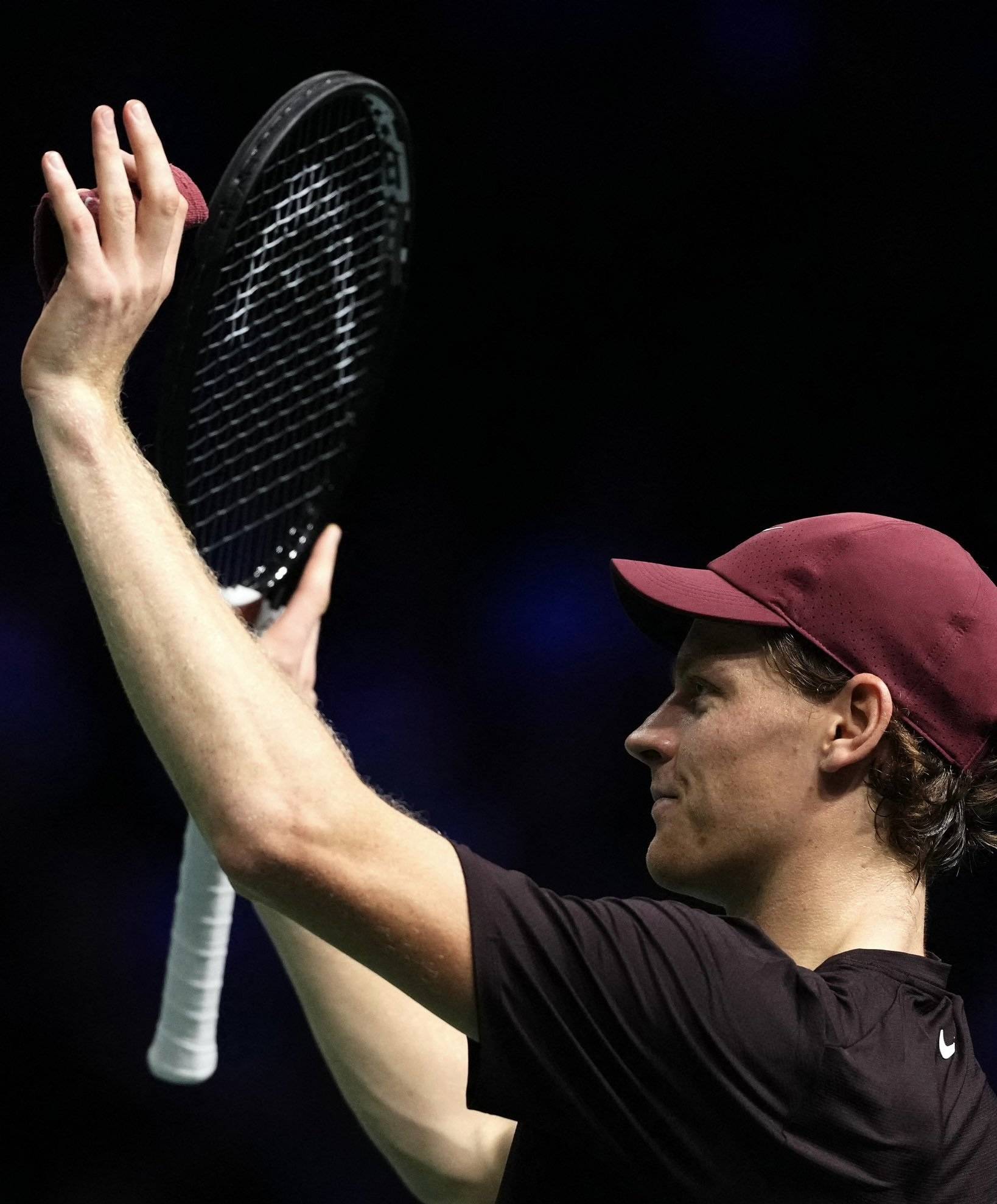 关于巴黎大师赛四强战对决在即！切尔西演练定位球，利雅得新月密集防守应对的信息